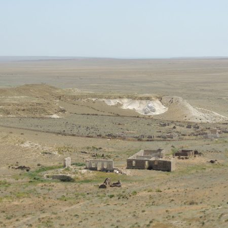 Некрополь Ханга-Баба и меловая гора